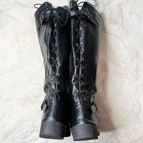 Wanted Lady Luck Back Lace-up Knee High Riding Boot - Picture 3 of 14